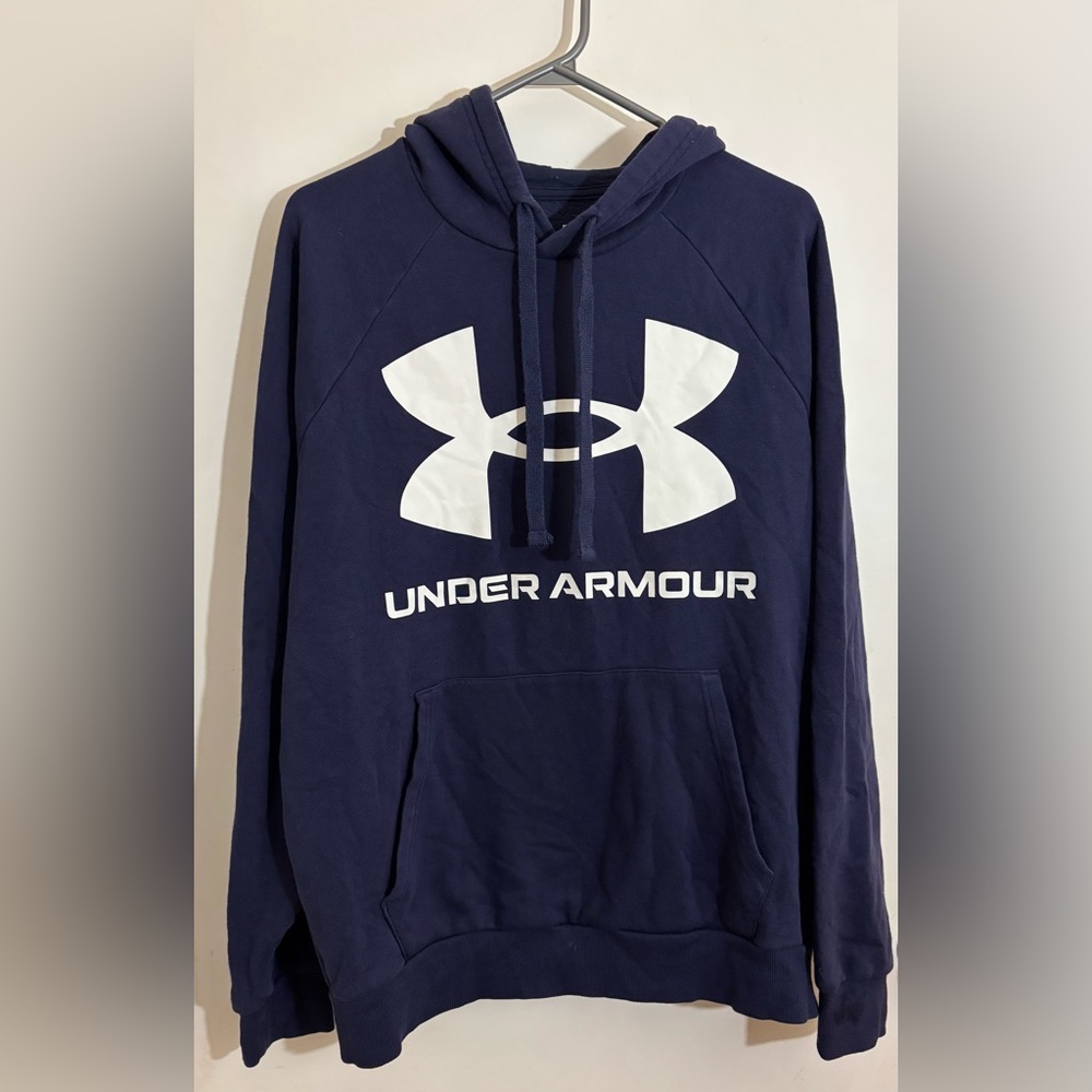 Under Armour Men's Navy Hoodie Size Medium